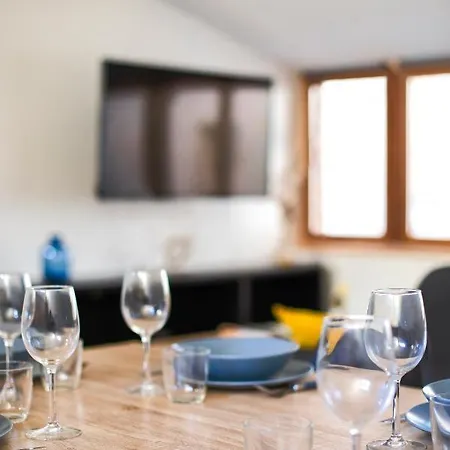 Dominici 1-cahorscitystay-centre Clim Netflix كاهورْ