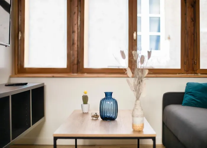 Dominici 1-cahorscitystay-centre Clim Netflix *