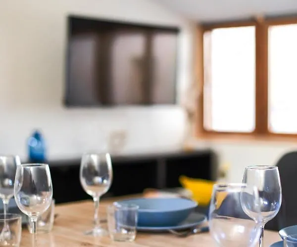 Dominici 1-cahorscitystay-centre Clim Netflix Cahors